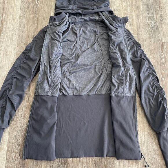 Lululemon Dance Studio Jacket III Soot Light - Size: 8 - Picture 11 of 13